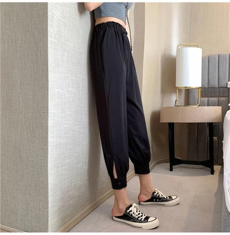 Ankle-Length Pants With Loose Fit And Side-Slit