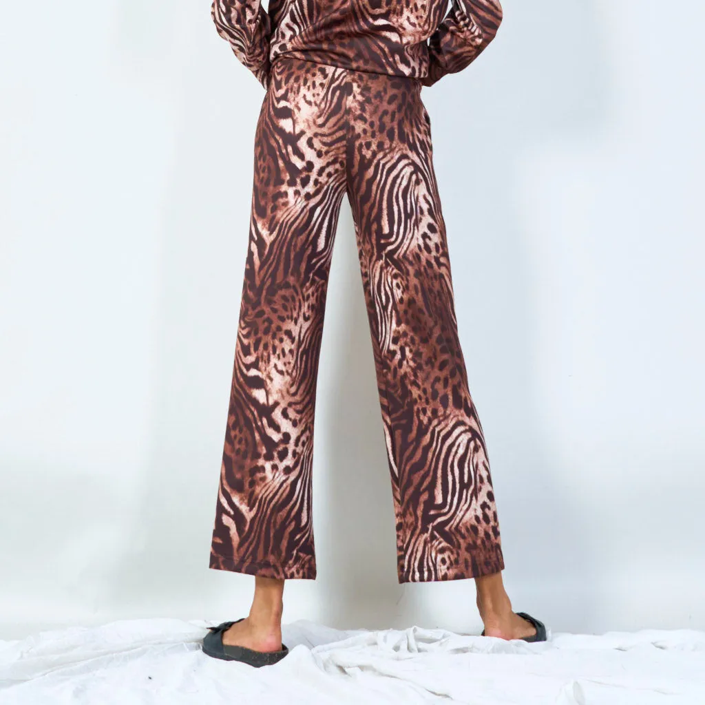 Bold wide-leg pants wholesale