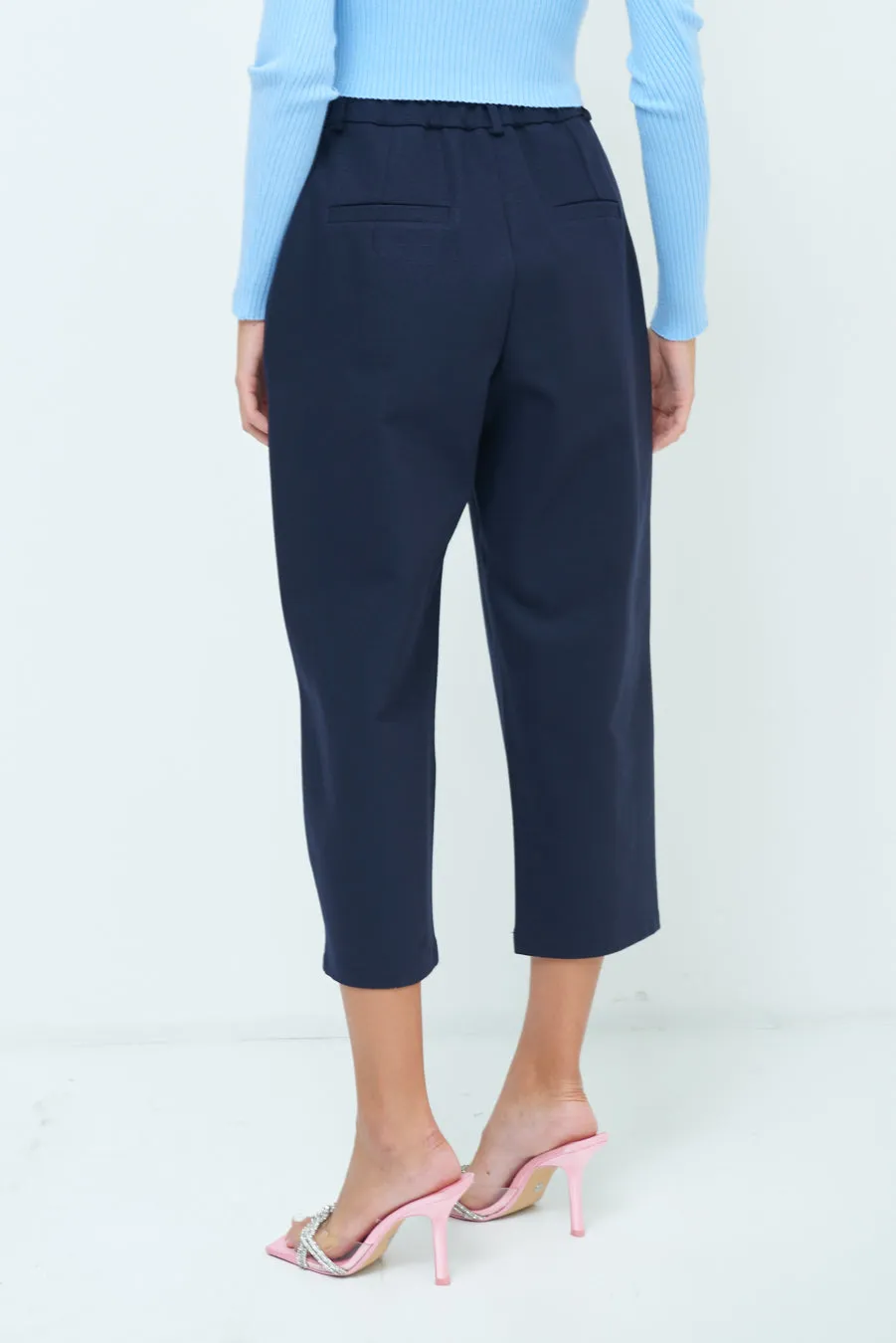Cropped tapered trousers wholesale