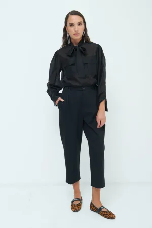 Cropped tapered trousers wholesale