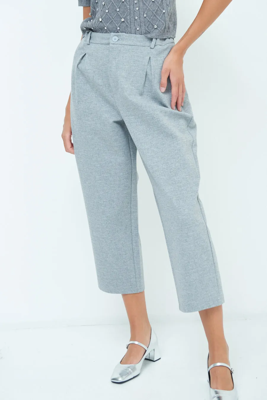 Cropped tapered trousers wholesale