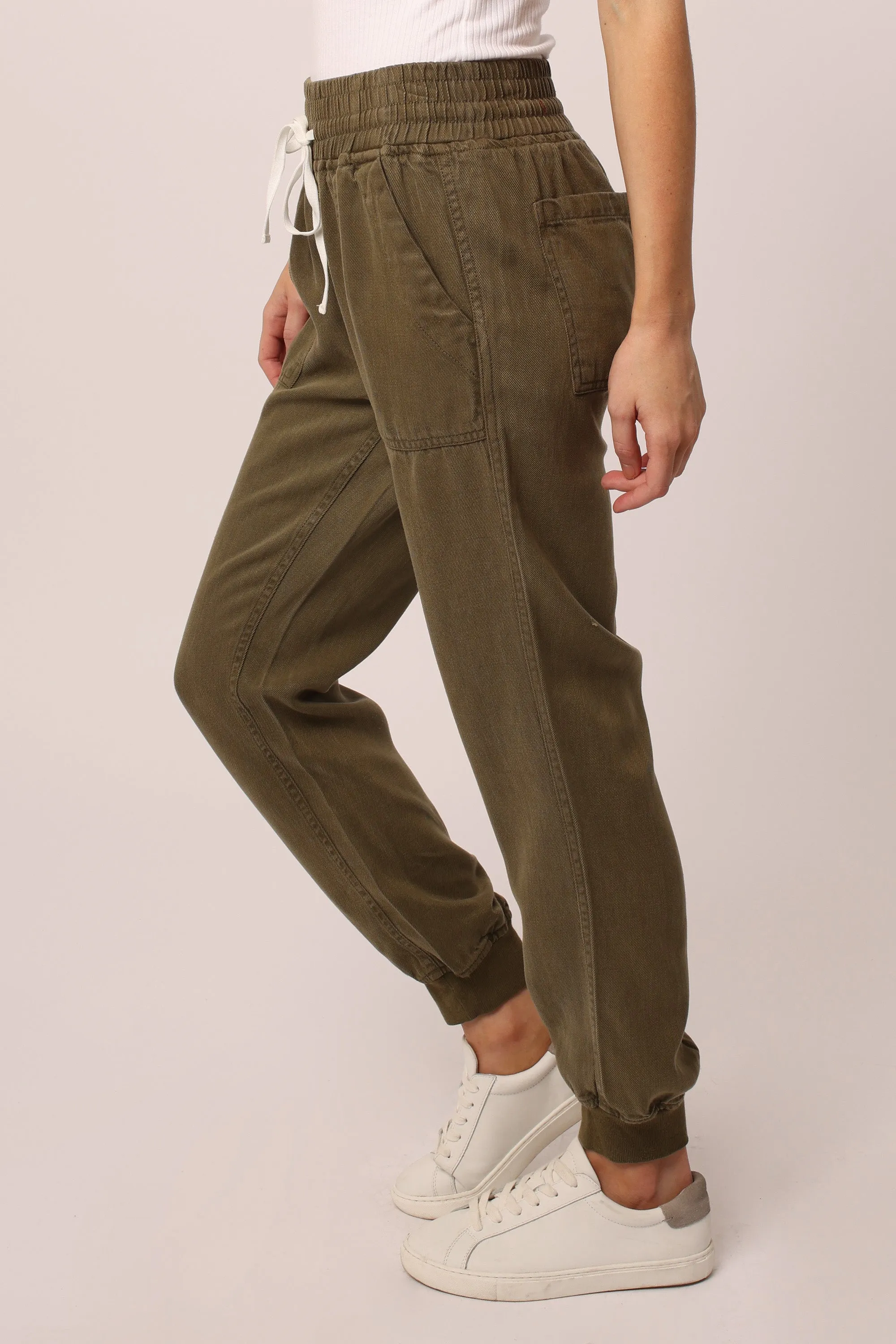 JACEY SUPER HIGH RISE CROPPED JOGGER PANTS CYPRESS