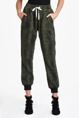 JACEY SUPER HIGH RISE CROPPED JOGGER PANTS GREEN CHEETAH