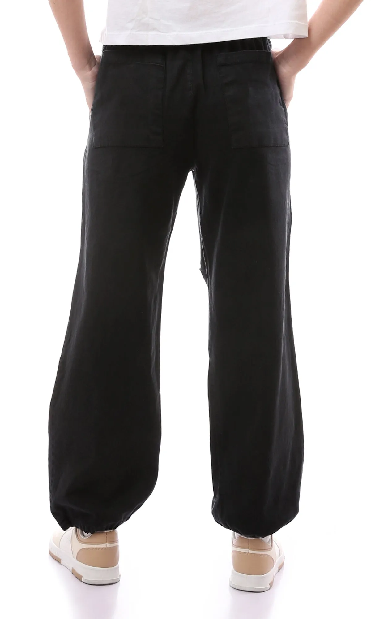 O168054 Black Solid Parachute Cargo Pants With Four Pockets