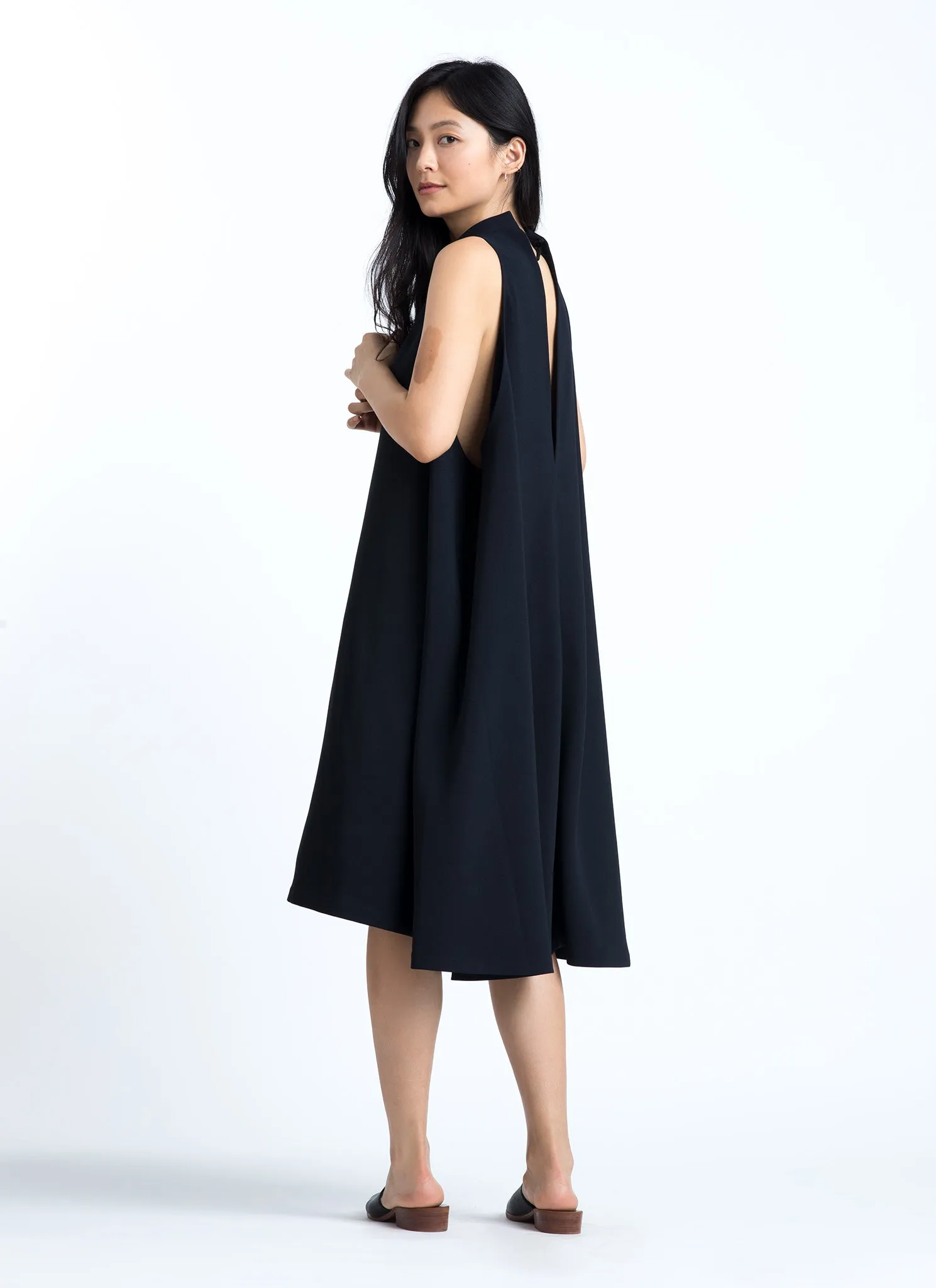 Punica Sleeveless V Back Dress - Black Blue