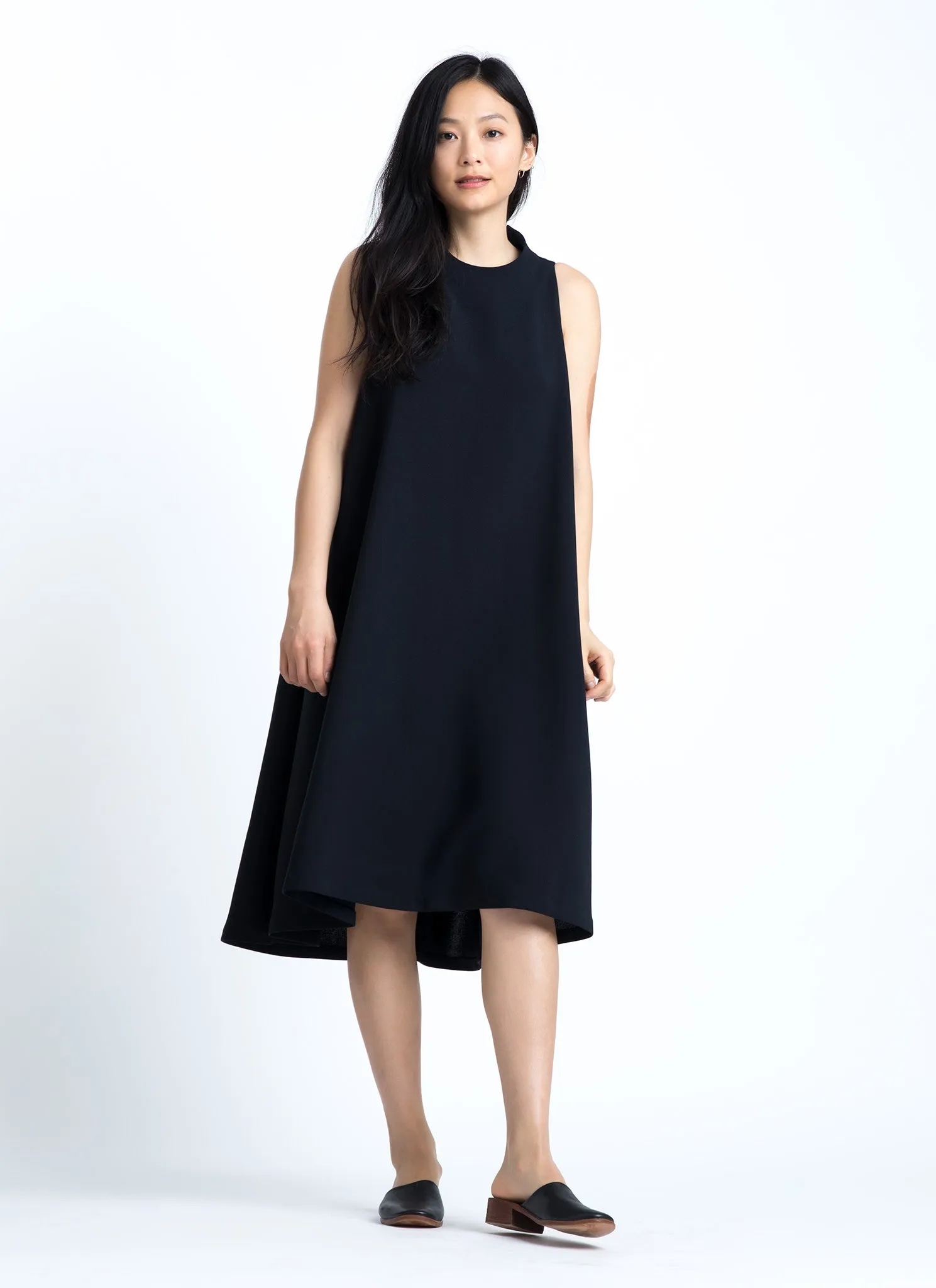 Punica Sleeveless V Back Dress - Black Blue