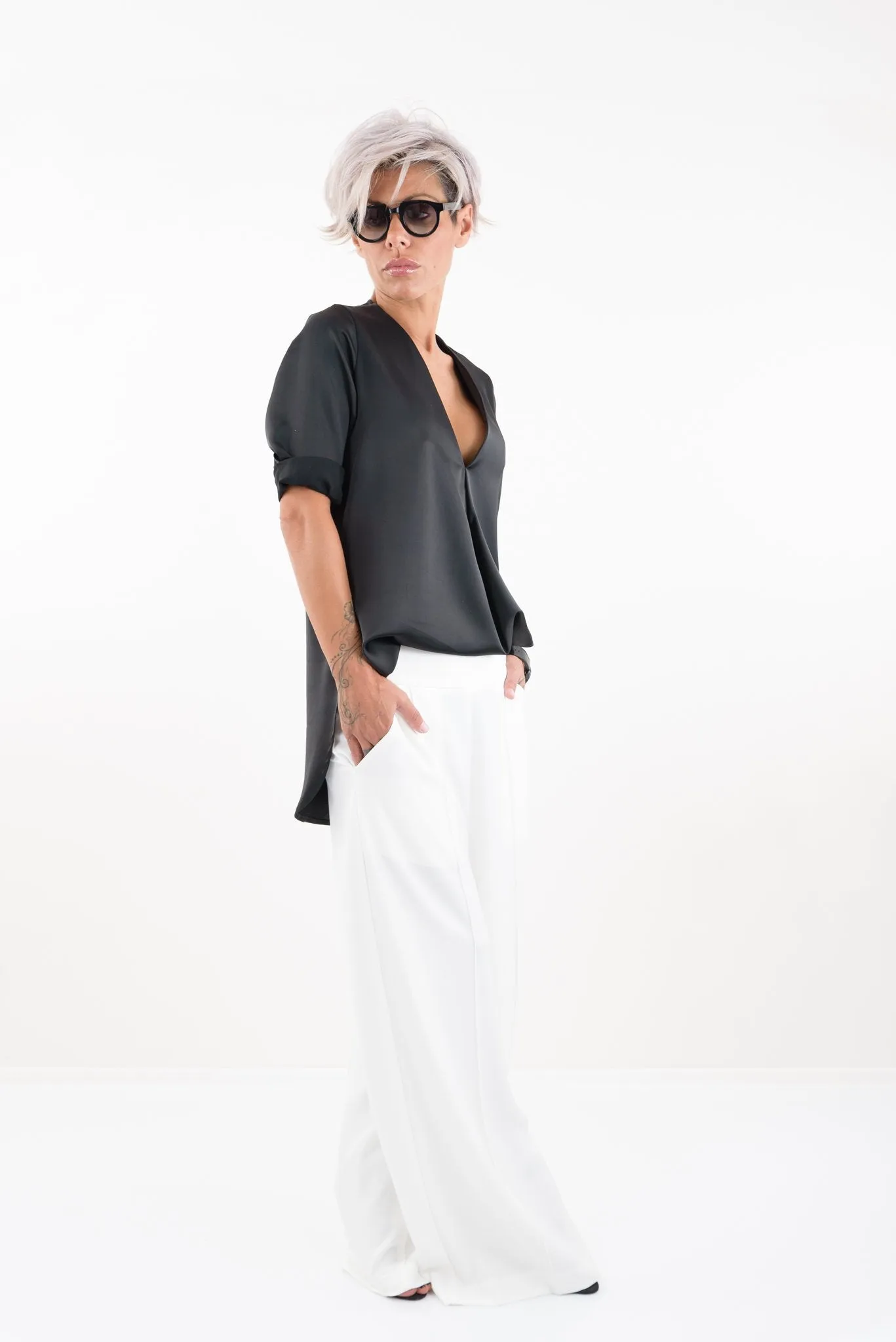 Relaxed Long V-neck Shirt