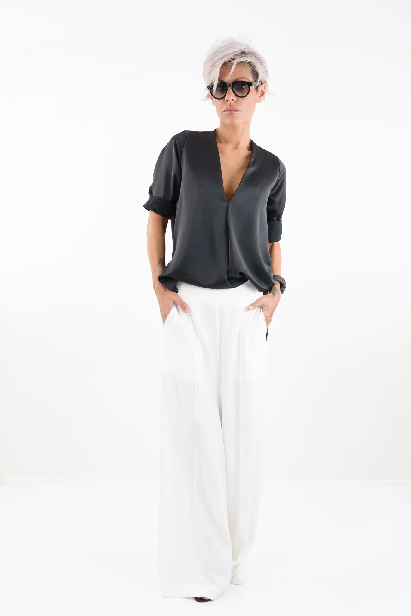 Relaxed Long V-neck Shirt
