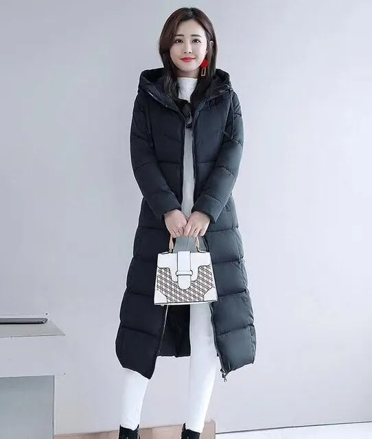 Women's Luxurious Slim-Fit Parka Down Jacket with Hood and Zipper | Ideal for Autumn/Winter