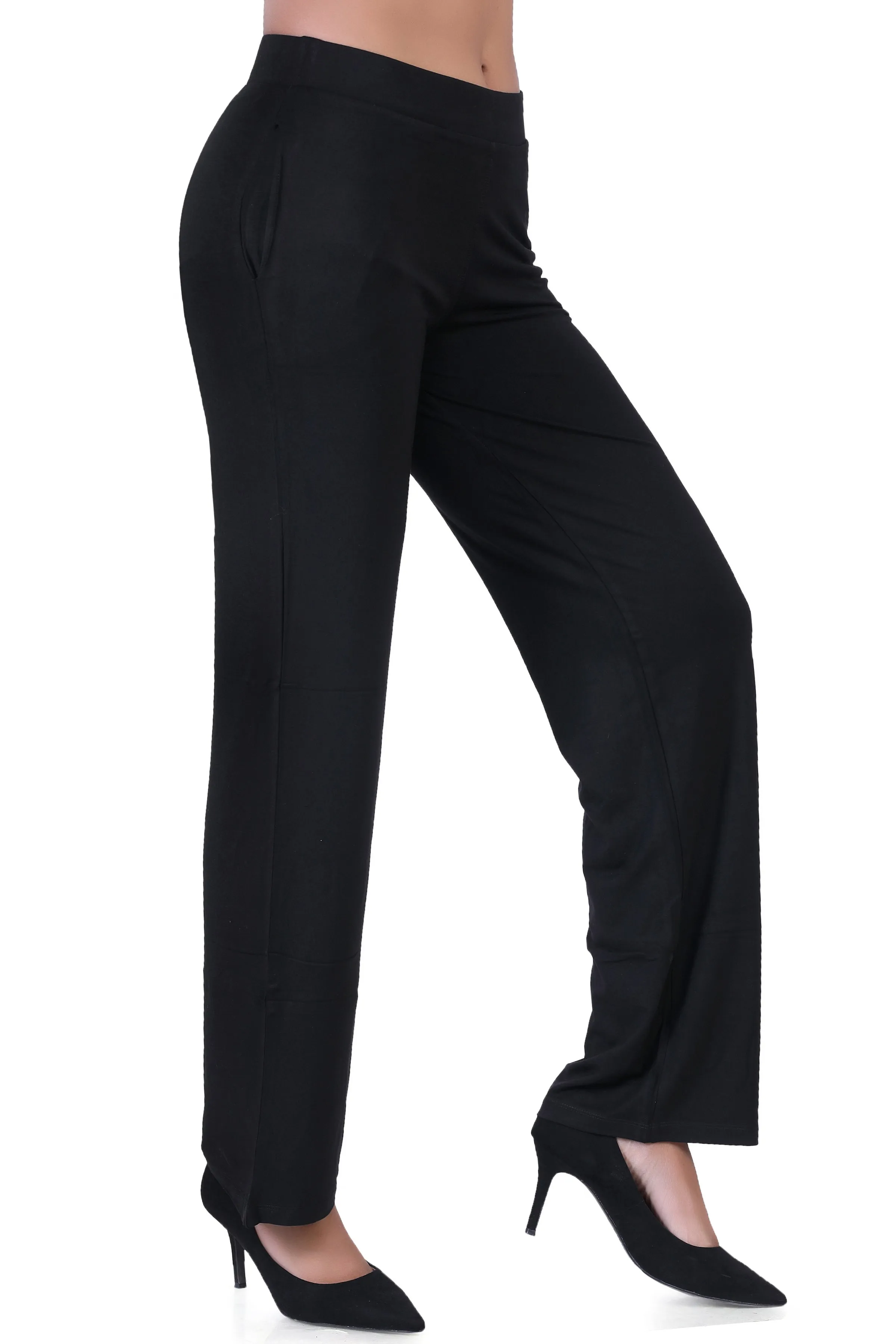 WOMEN'S SOLID REGULAR FIT PARALLEL PANT