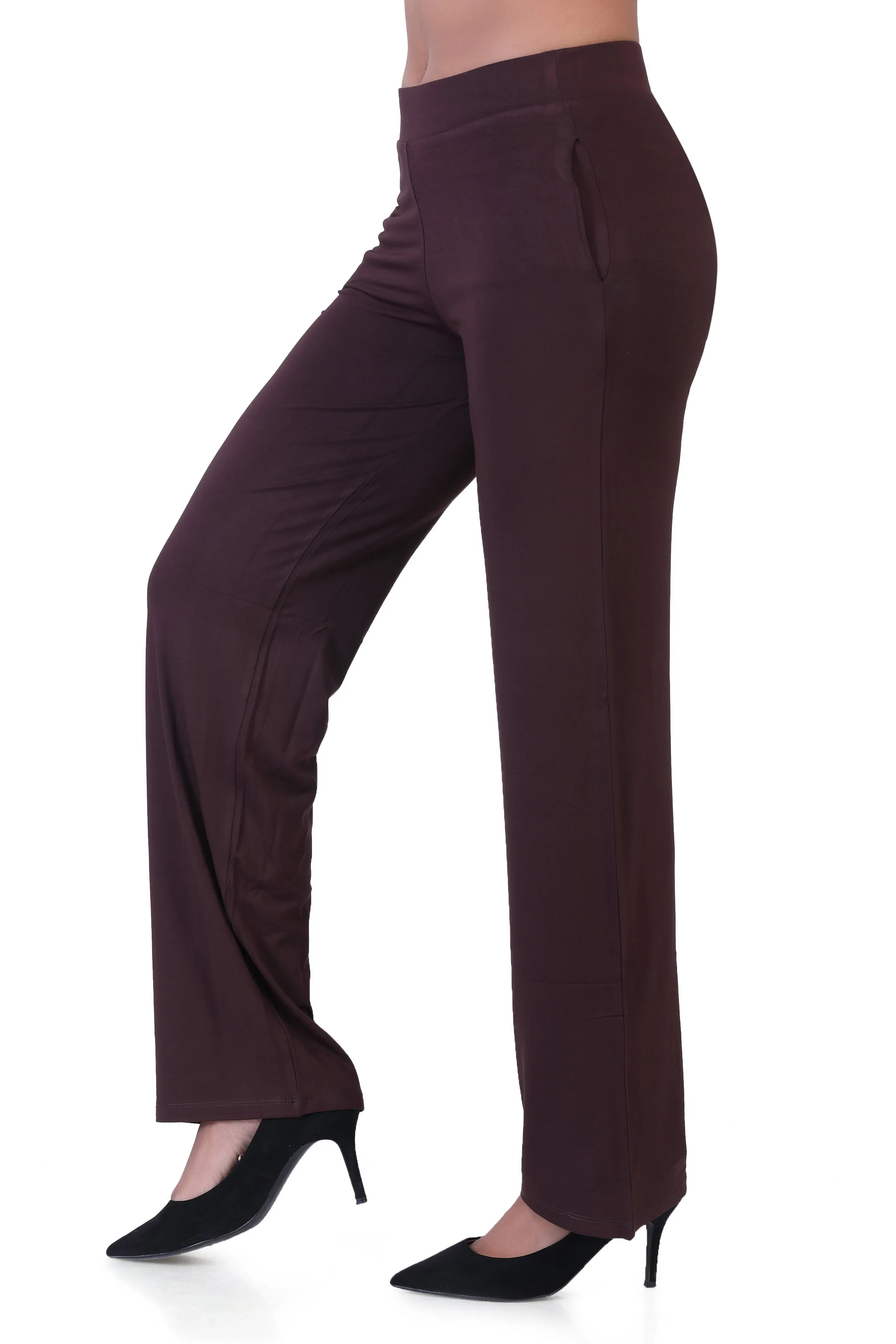 WOMEN'S SOLID REGULAR FIT PARALLEL PANT