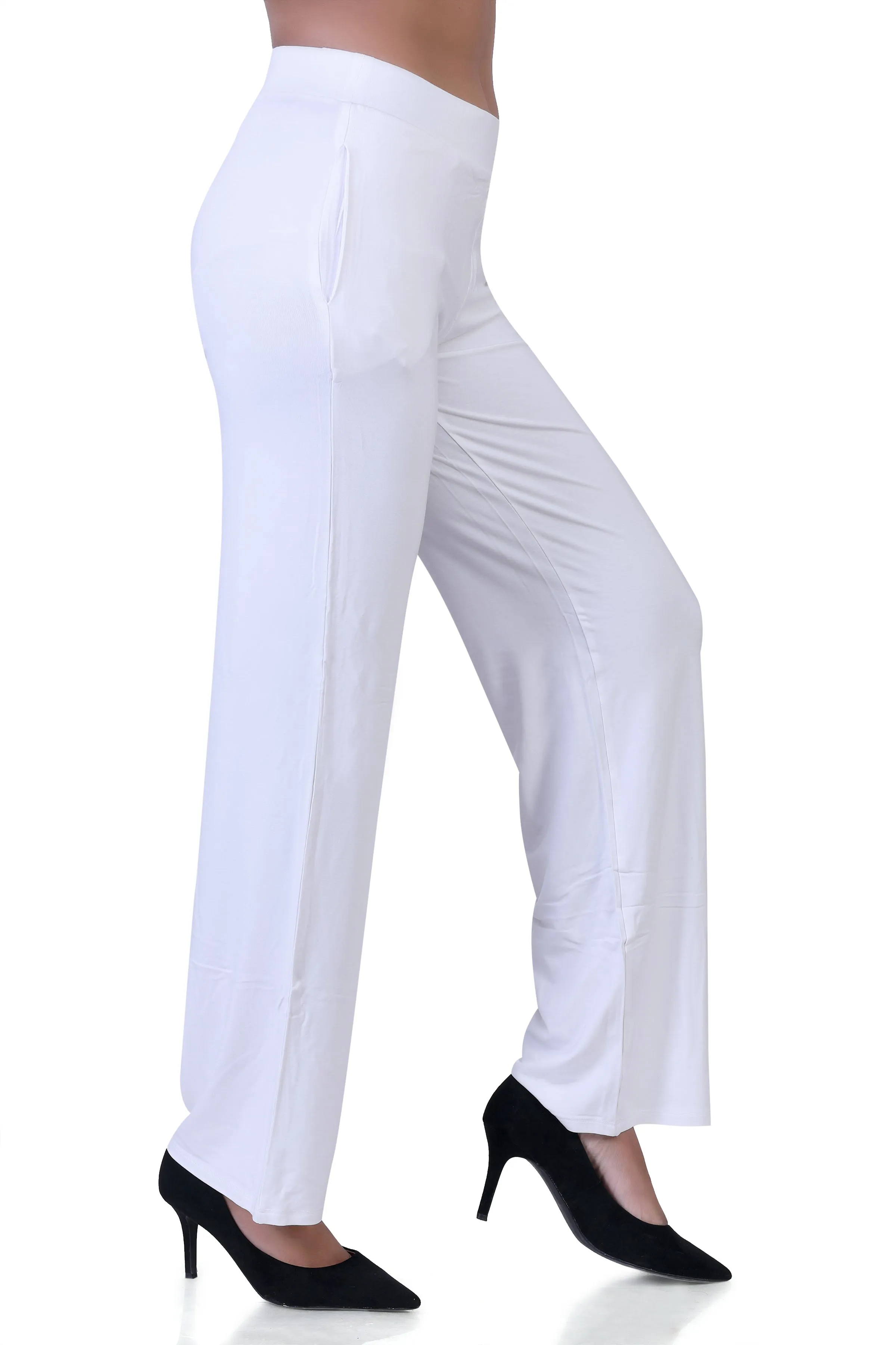 WOMEN'S SOLID REGULAR FIT PARALLEL PANT