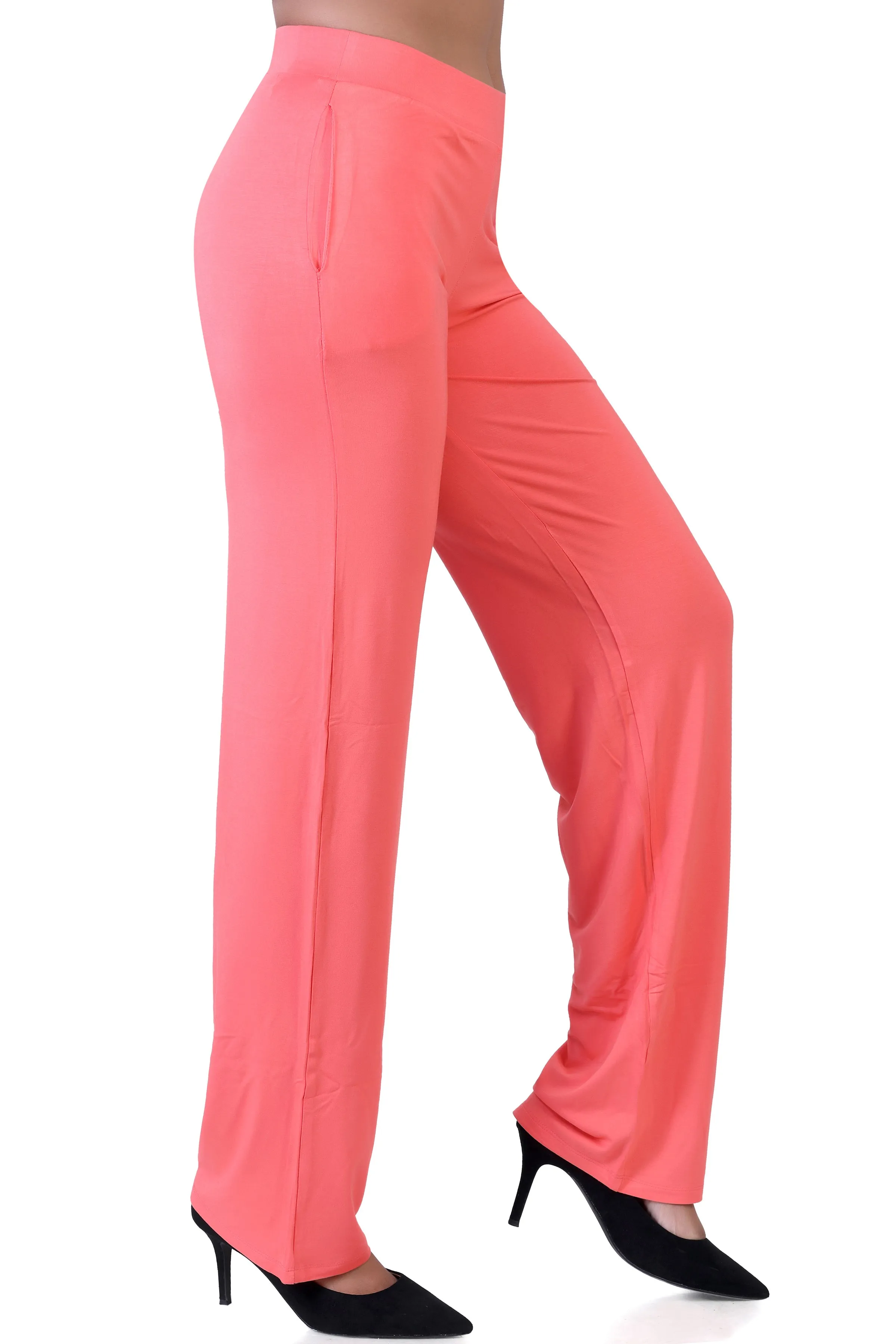 WOMEN'S SOLID REGULAR FIT PARALLEL PANT