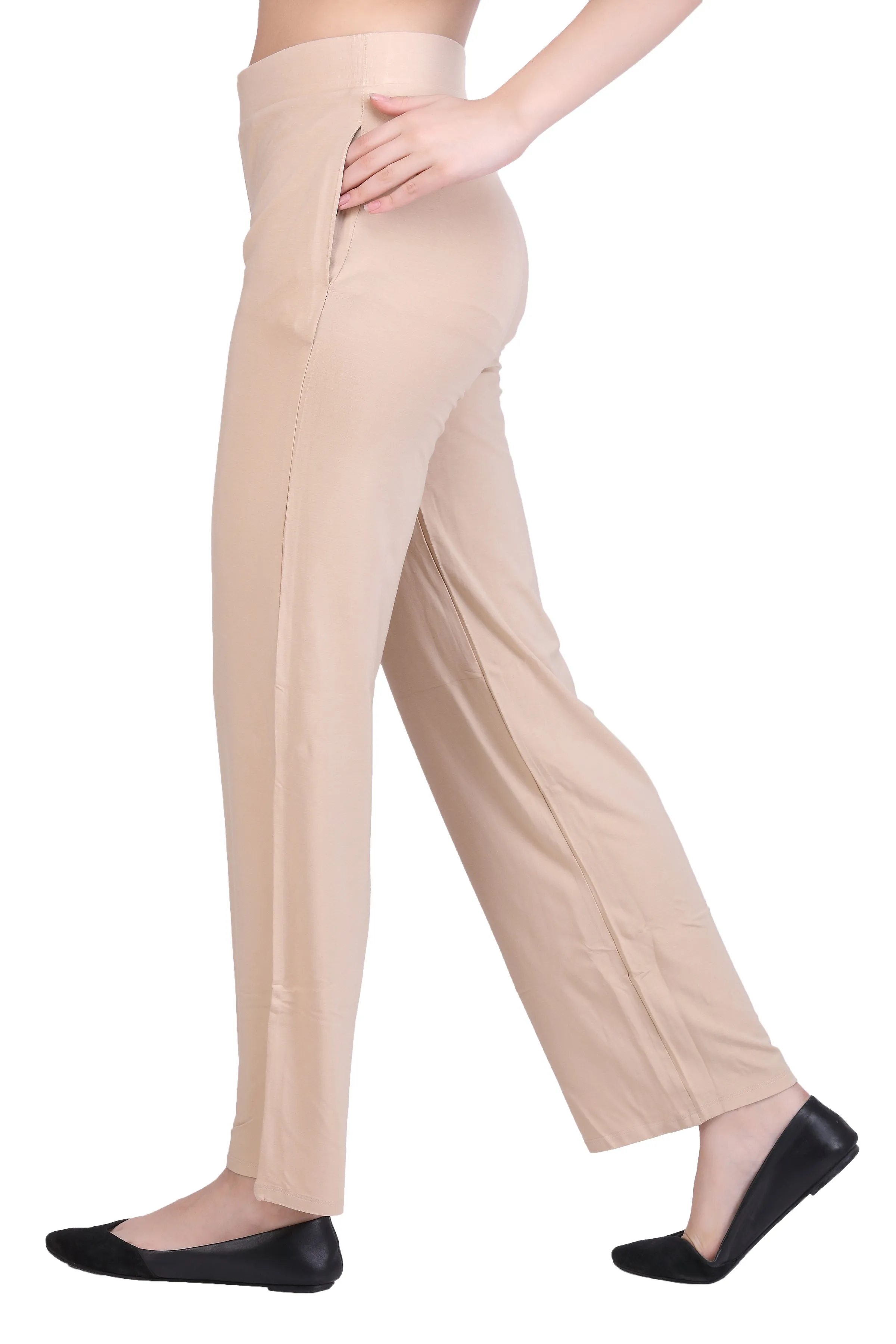 WOMEN'S SOLID REGULAR FIT PARALLEL PANT