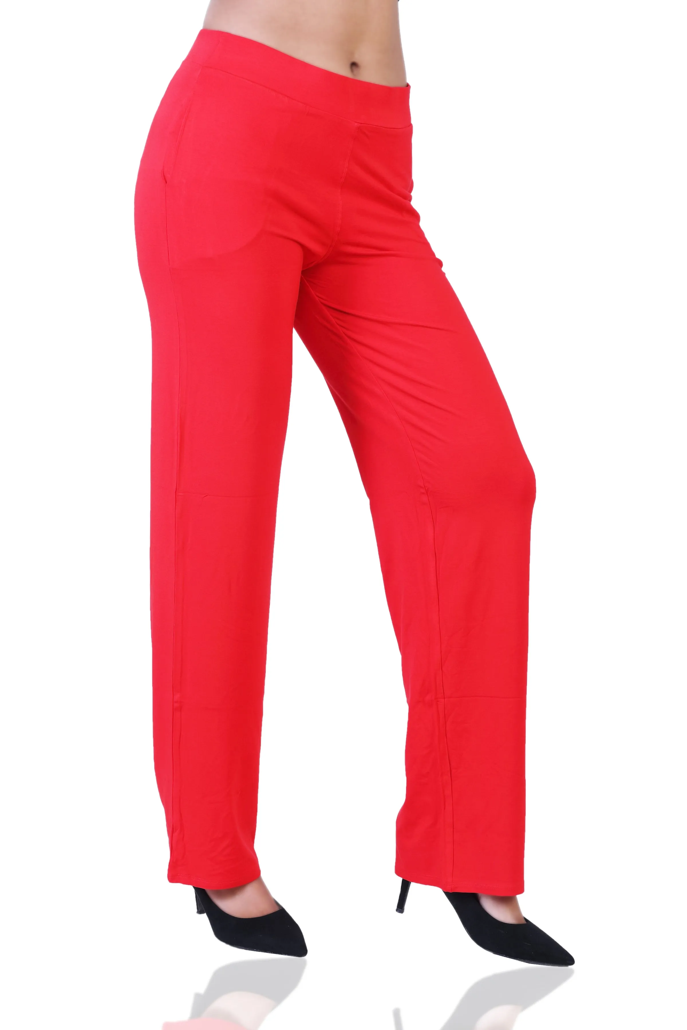 WOMEN'S SOLID REGULAR FIT PARALLEL PANT