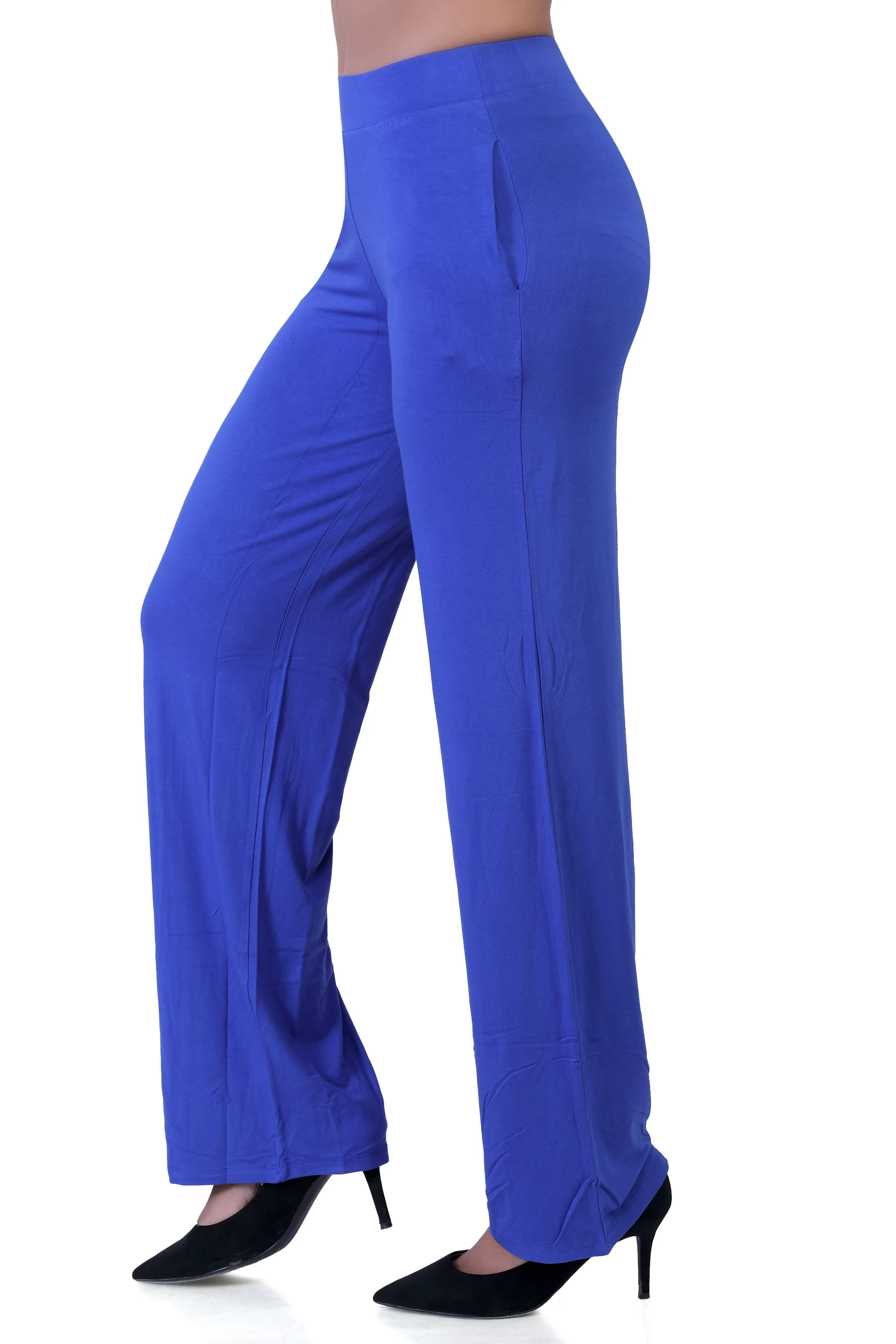 WOMEN'S SOLID REGULAR FIT PARALLEL PANT